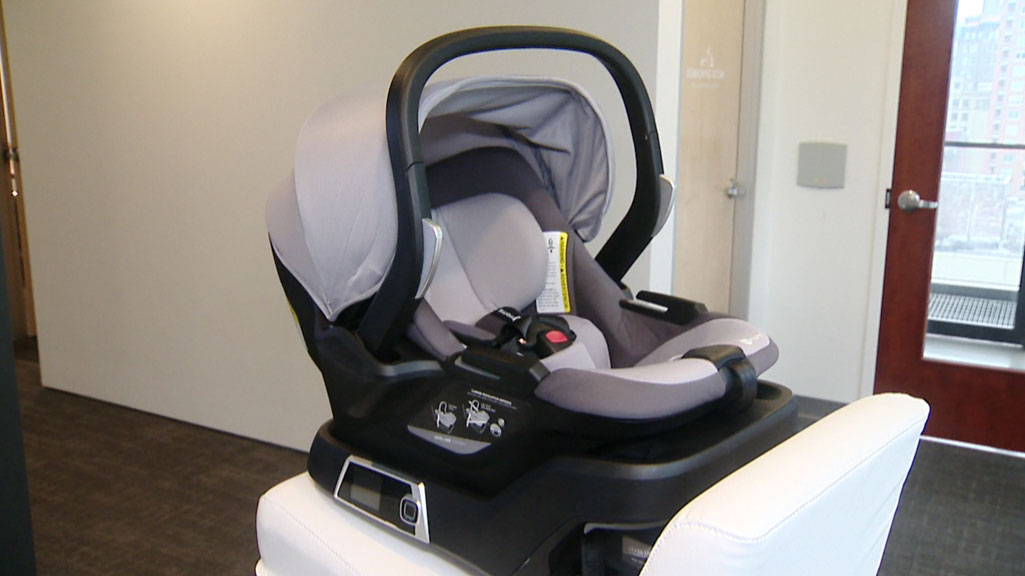 4moms Set To Release Self Installing, 4moms Car Seat