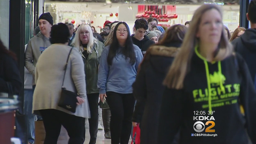 Black Friday Shoppers Flood Ross Park Mall In Search Of Deals Cbs Pittsburgh