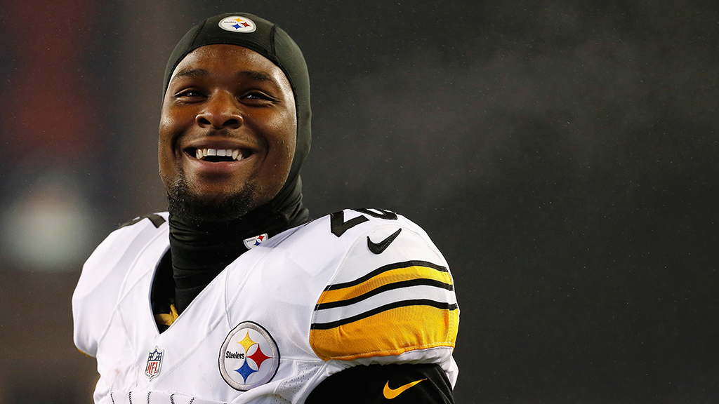 LeVeon Bell Sounded Shocked During 911 Call That Naked 